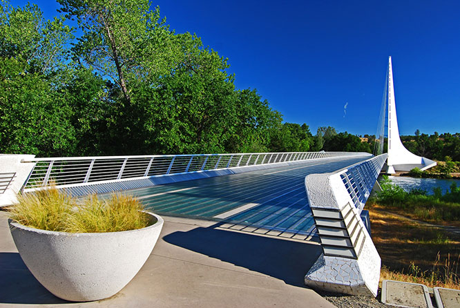 sundial bridge